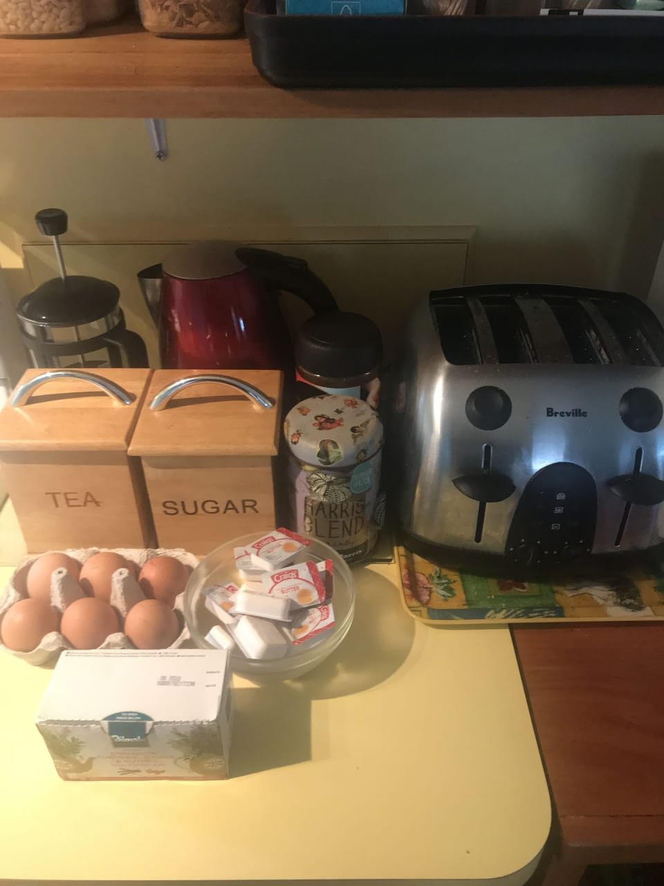 Free daily continental breakfast