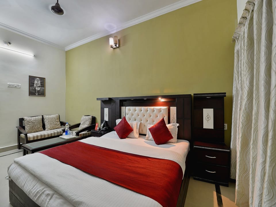 Standard Double or Twin Room | Desk, WiFi (free)