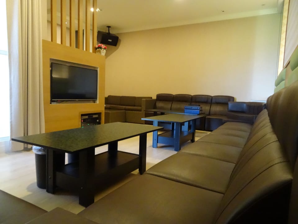 Karaoke room