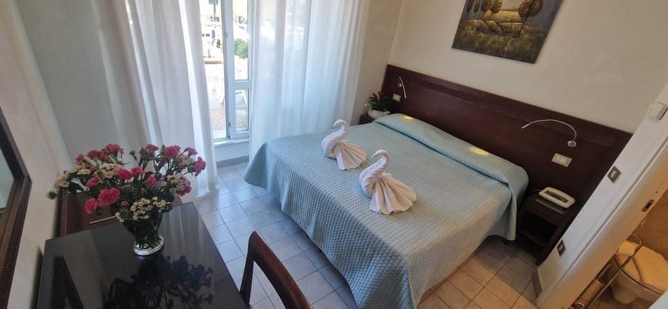 In-room safe, desk, cribs/infant beds, free WiFi