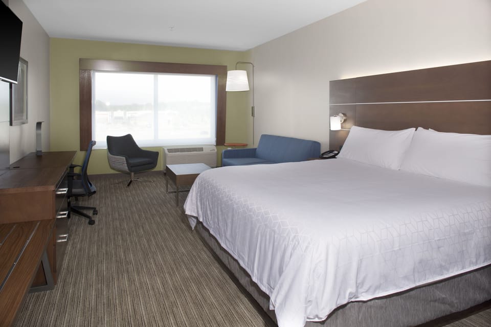 In-room safe, desk, blackout drapes, iron/ironing board