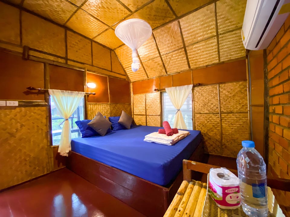 Standard Double Bungalow with Air Condition | Free WiFi, bed sheets