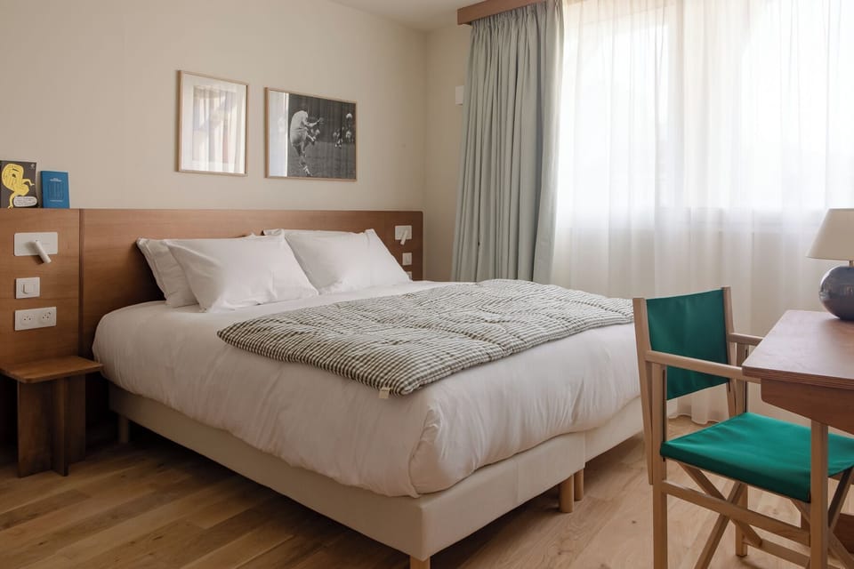 Premium bedding, iron/ironing board (on request), WiFi (free)