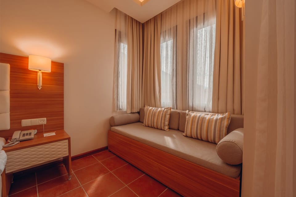 Standard Double Room | Free minibar, in-room safe, desk, soundproofing