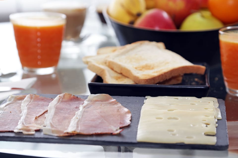 Daily continental breakfast for a fee