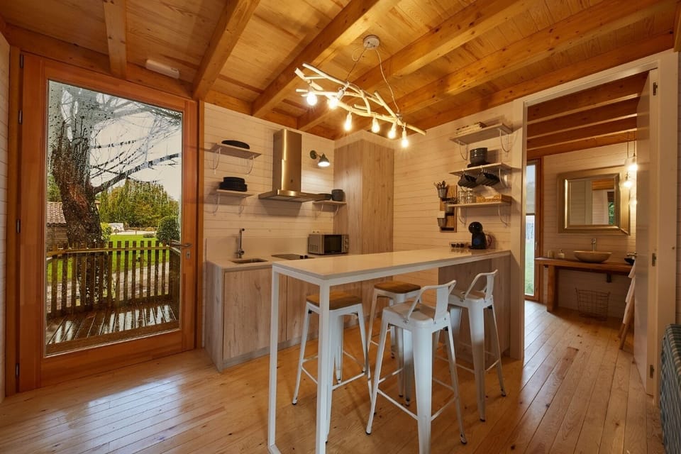 Cabaña de los Carballos | Private kitchenette | Full-size fridge, microwave, stovetop, espresso maker