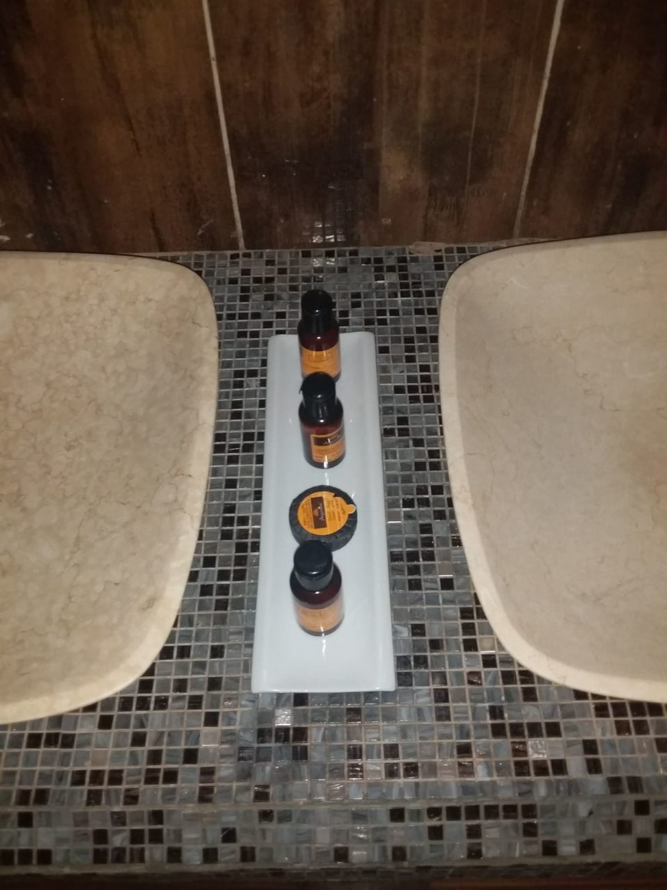 Comfort Double Room | Bathroom | Free toiletries, hair dryer, towels
