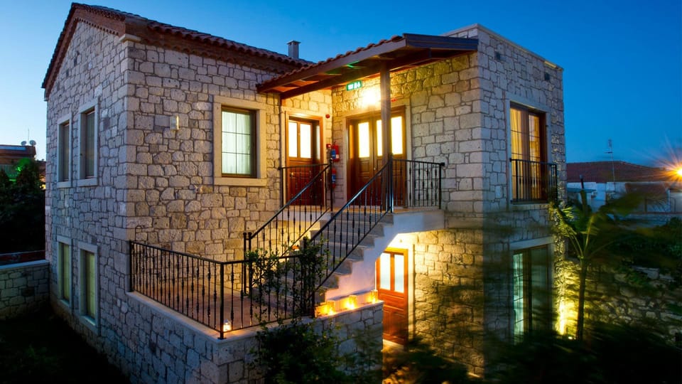 Front of property - evening/night