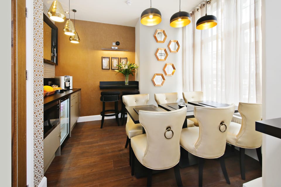 Breakfast area