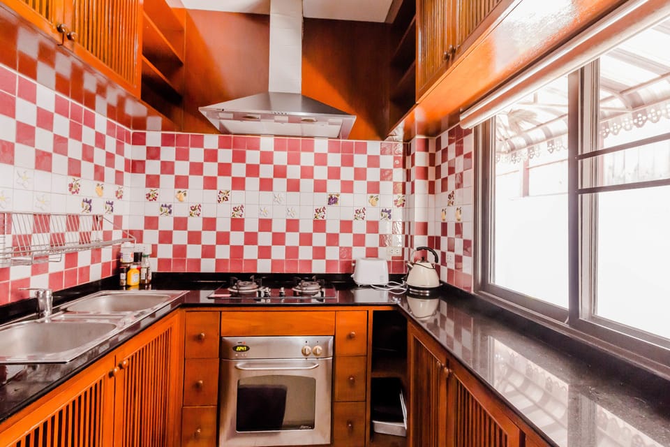 Economy Villa, 3 Bedrooms, Private Pool, Corner | Private kitchen | Full-size fridge, microwave, oven, stovetop