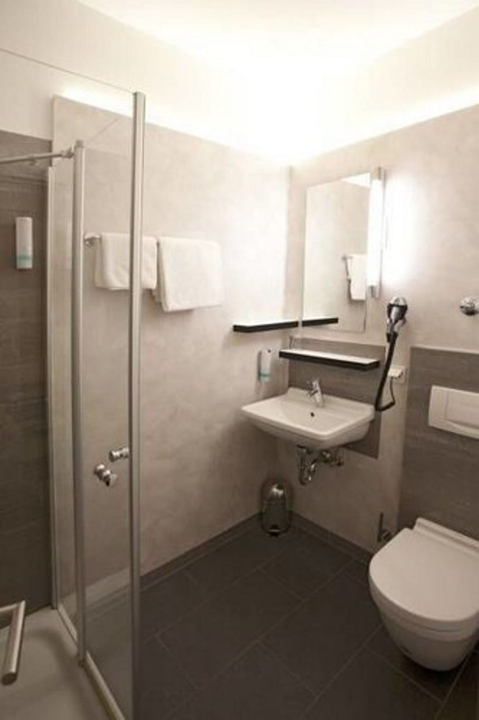Shower, free toiletries, hair dryer, towels