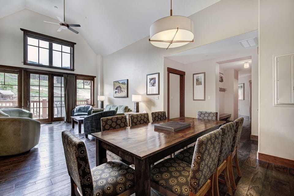 Condo, 4 Bedrooms | Dining