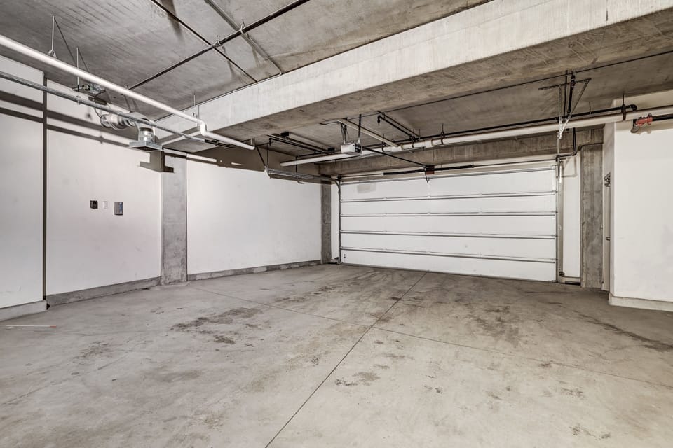 Townhome, 5 Bedrooms | Property grounds