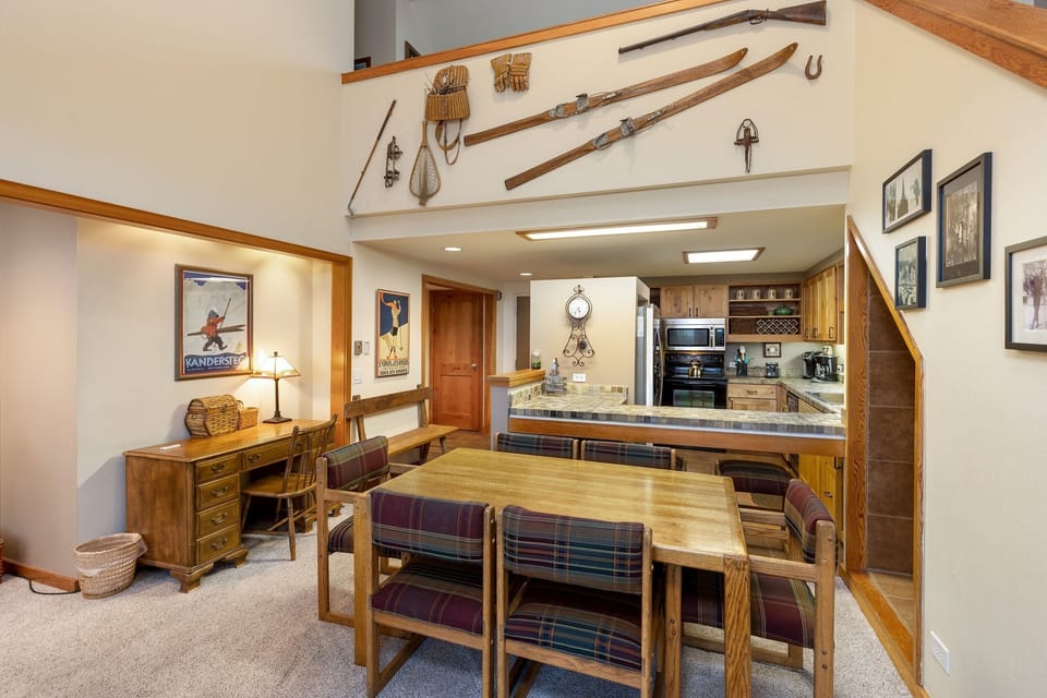 Condo, 2 Bedrooms | Private kitchen | Fridge, microwave, oven, stovetop