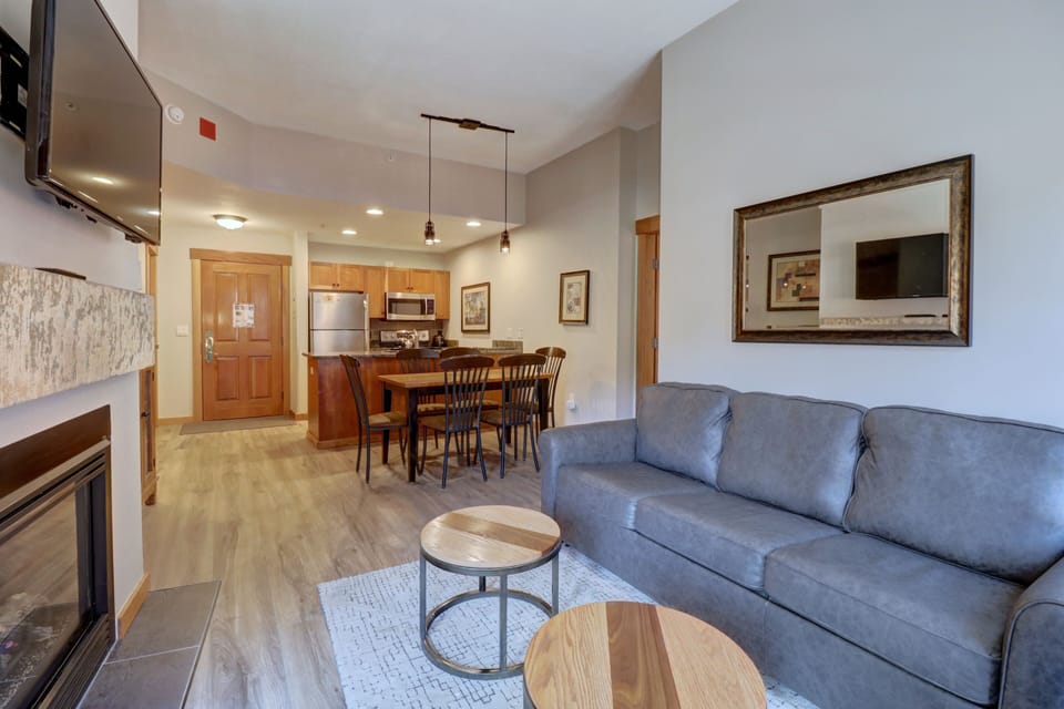 Condo, 2 Bedrooms | Living area | TV, DVD player