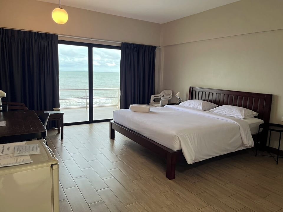 Twin Cottage with Sea View | 1 bedroom, minibar, free WiFi, bed sheets