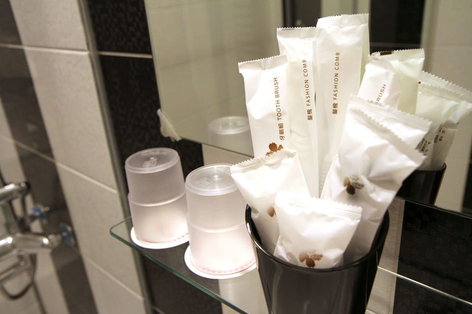 Standard Double Room, City View | Bathroom | Shower, free toiletries, hair dryer, slippers