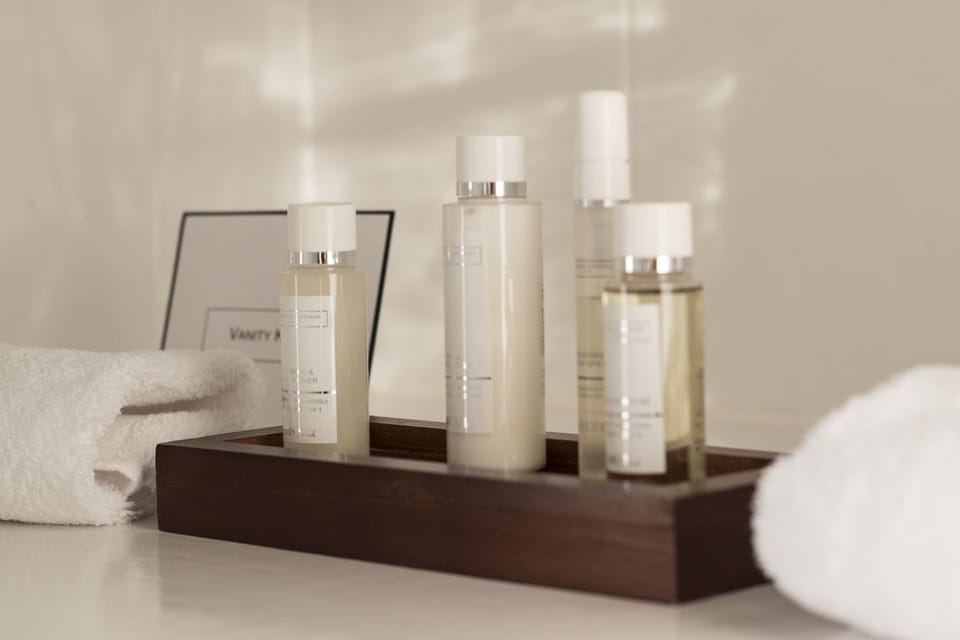 Shower, free toiletries, slippers, towels