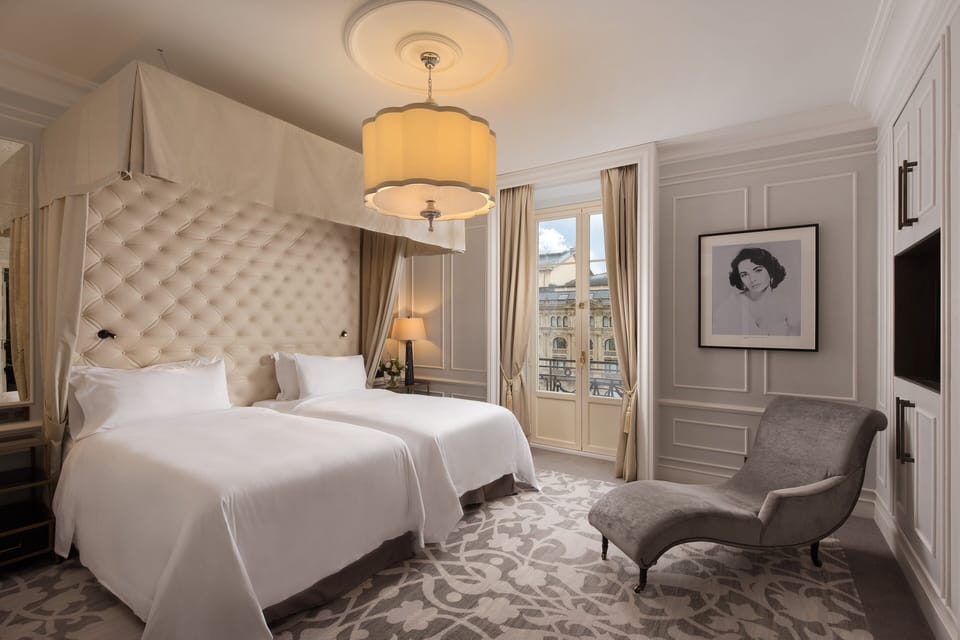 Royal Suite, 1 Bedroom, River View | Premium bedding, down comforters, pillowtop beds, minibar