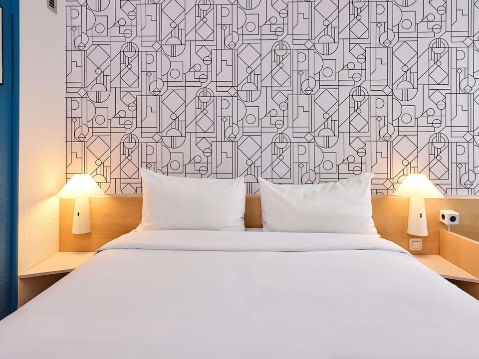 Standard Double Room, 1 Double Bed | In-room safe, desk, blackout drapes, free WiFi