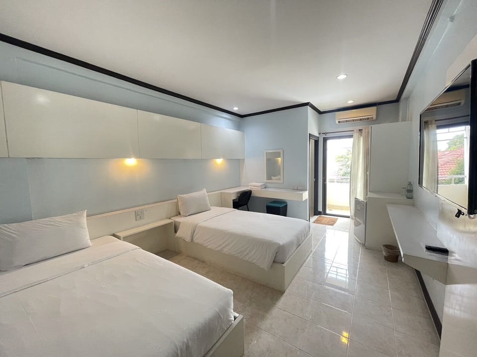 Standard Twin Room, 2 Twin Beds | Room amenity