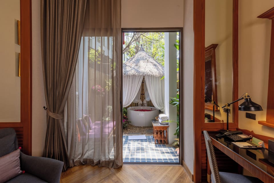 Deluxe Room with Jacuzzi | Balcony view