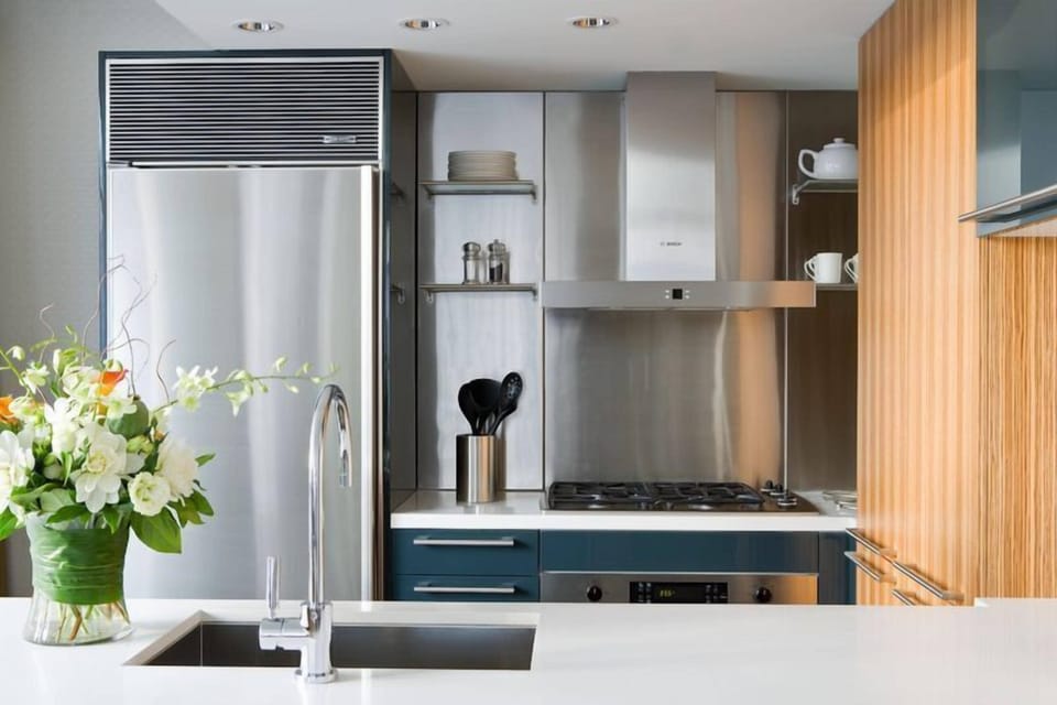 Signature Suite, 1 Bedroom | Private kitchen | Espresso maker, electric kettle