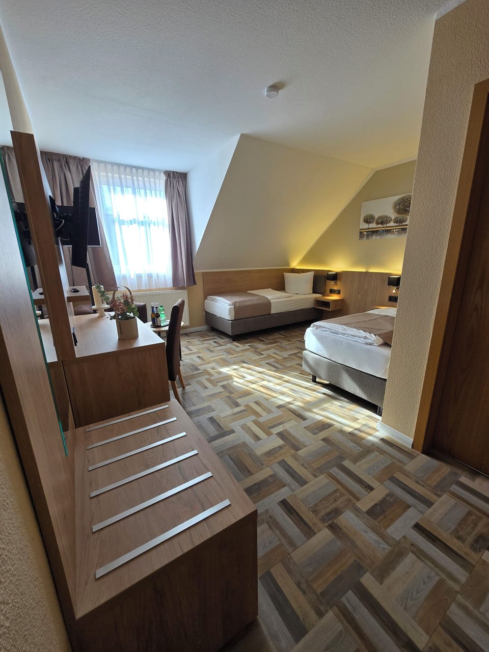 Classic Twin Room | Premium bedding, desk, free WiFi