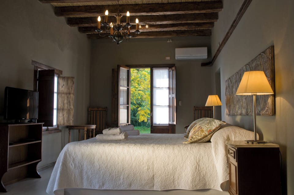 Superior Room | In-room safe, iron/ironing board, free WiFi, bed sheets