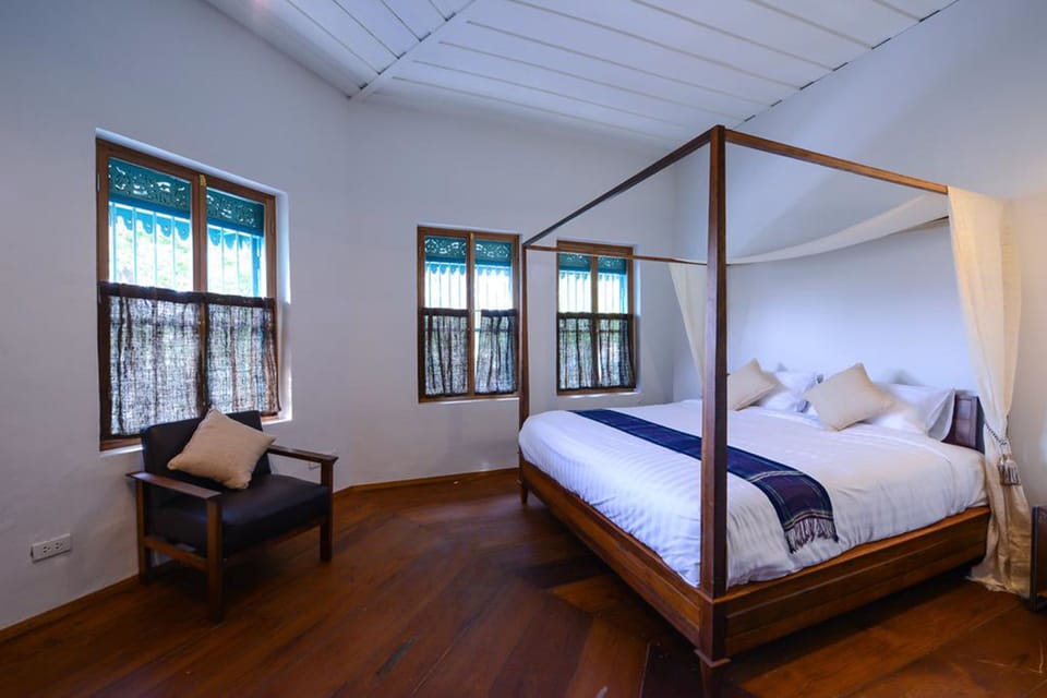 Suite  | Desk, blackout drapes, free WiFi, bed sheets