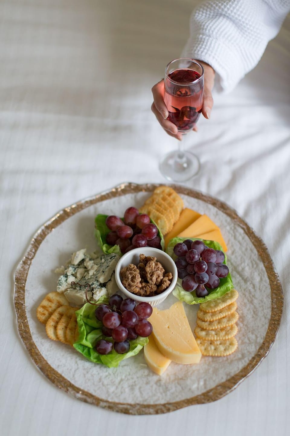 Dinner served, American cuisine