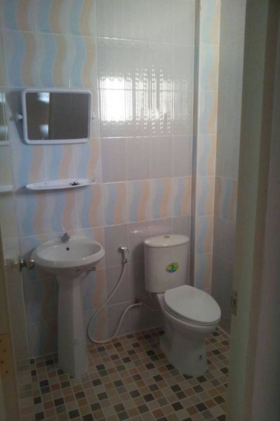 Double Room | Bathroom | Free toiletries, bidet, towels