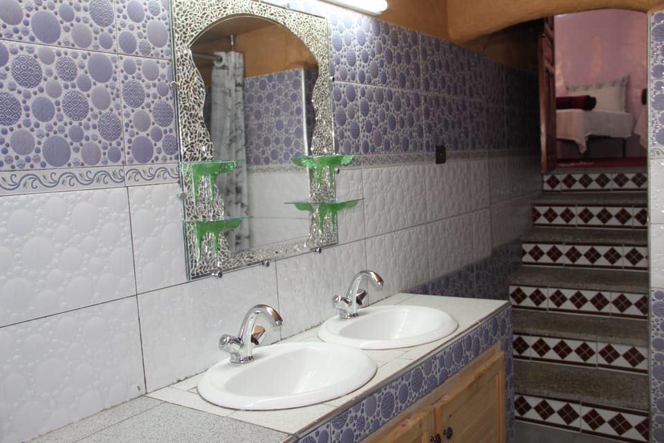 Family Room, 2 Bedrooms | Free WiFi, bed sheets