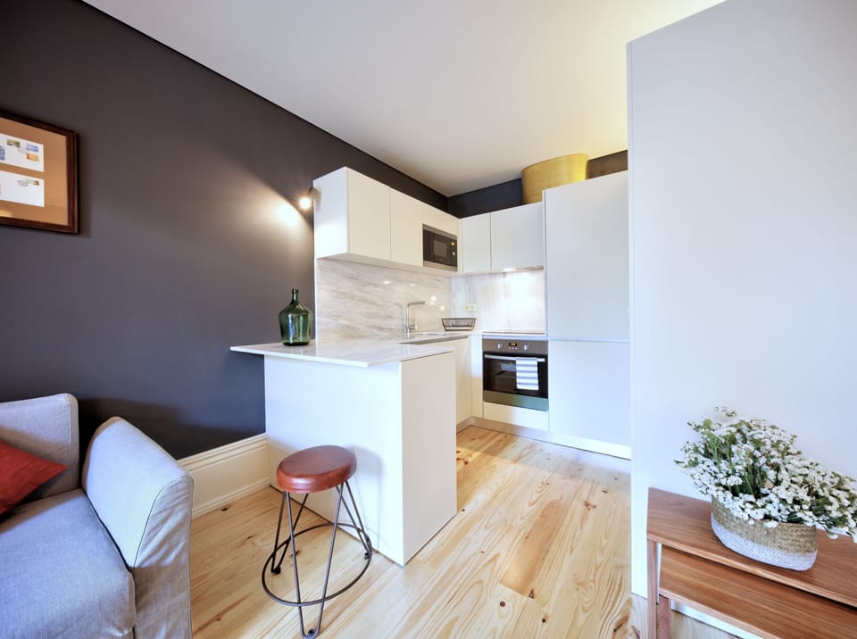 Family Apartment, Multiple Beds, Garden View | Soundproofing, free cribs/infant beds, free WiFi, bed sheets