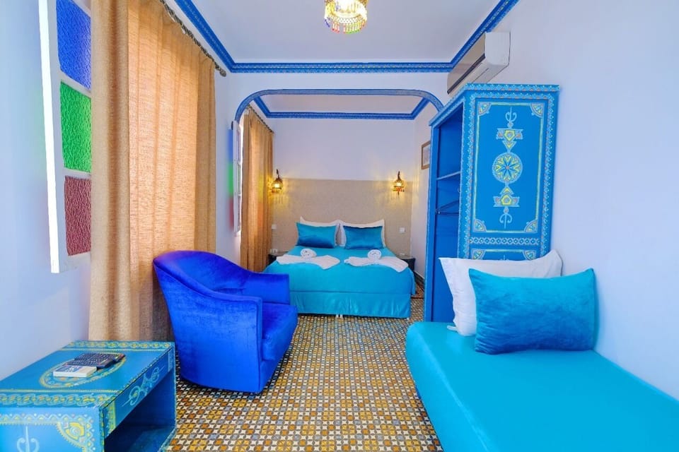 Superior Double Room, Non Smoking, Private Bathroom | Premium bedding, individually decorated, desk, blackout drapes