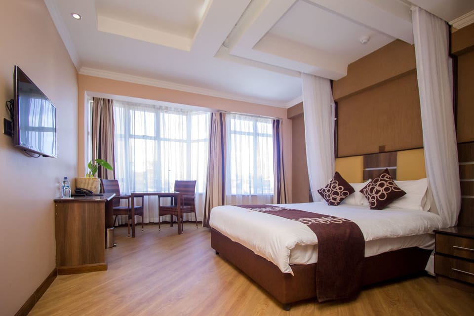Egyptian cotton sheets, premium bedding, down comforters, pillowtop beds