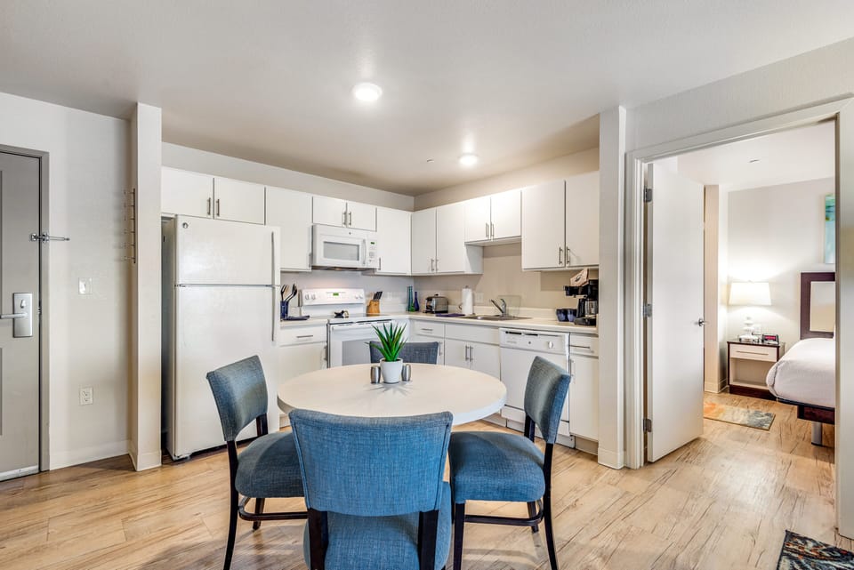 Two Bedroom Suite with Full Kitchen | Private kitchen | Fridge, microwave, oven, stovetop