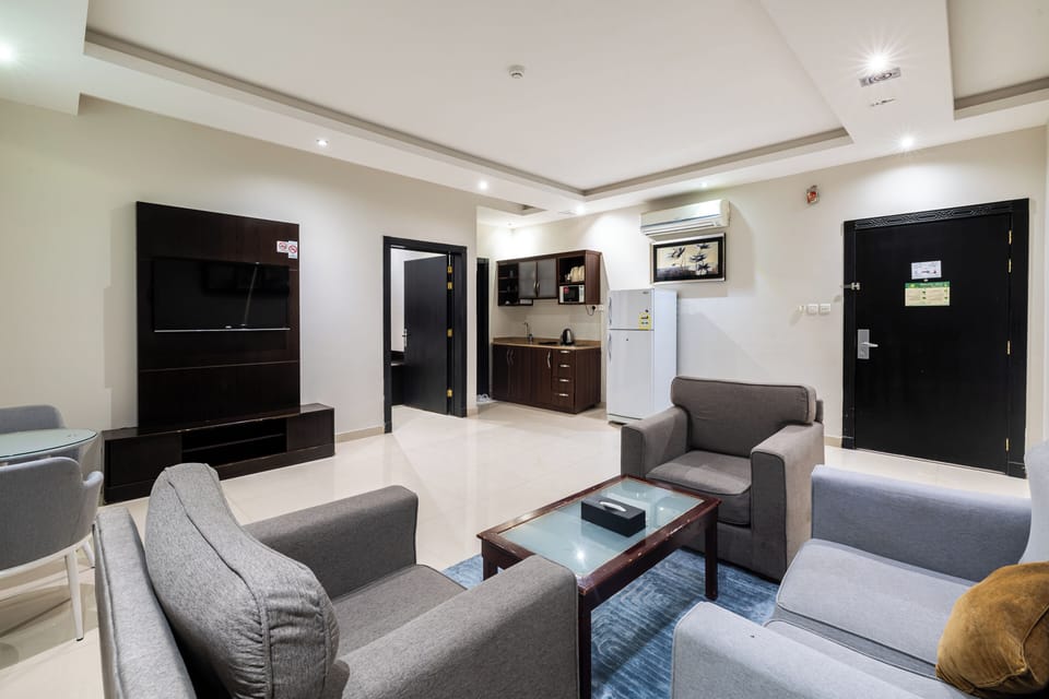 Apartment, 1 Bedroom, Kitchen | Living area | LCD TV