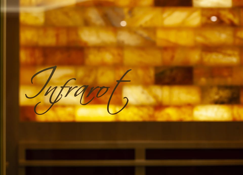 Aromatherapy, reflexology, Ayurvedic treatments, 3 treatment rooms