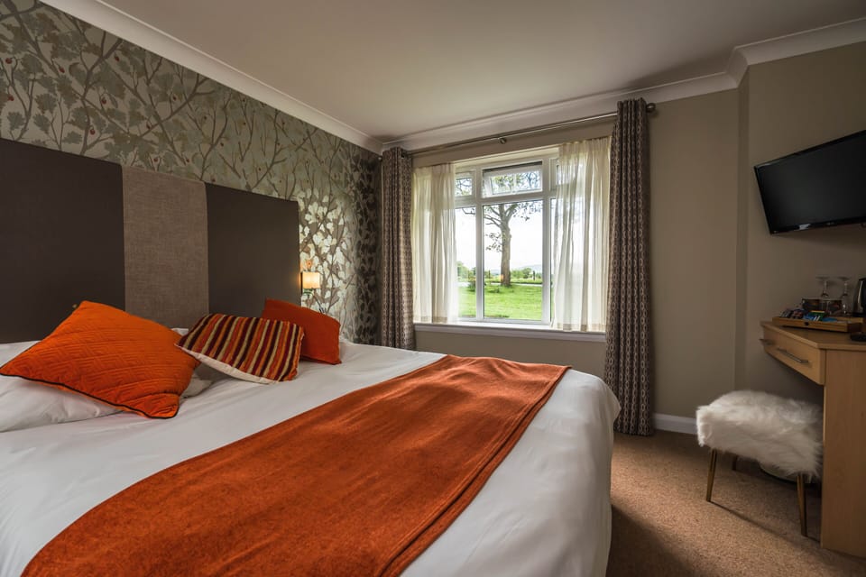 Double Room, Garden View | Blackout drapes, soundproofing, free WiFi, bed sheets