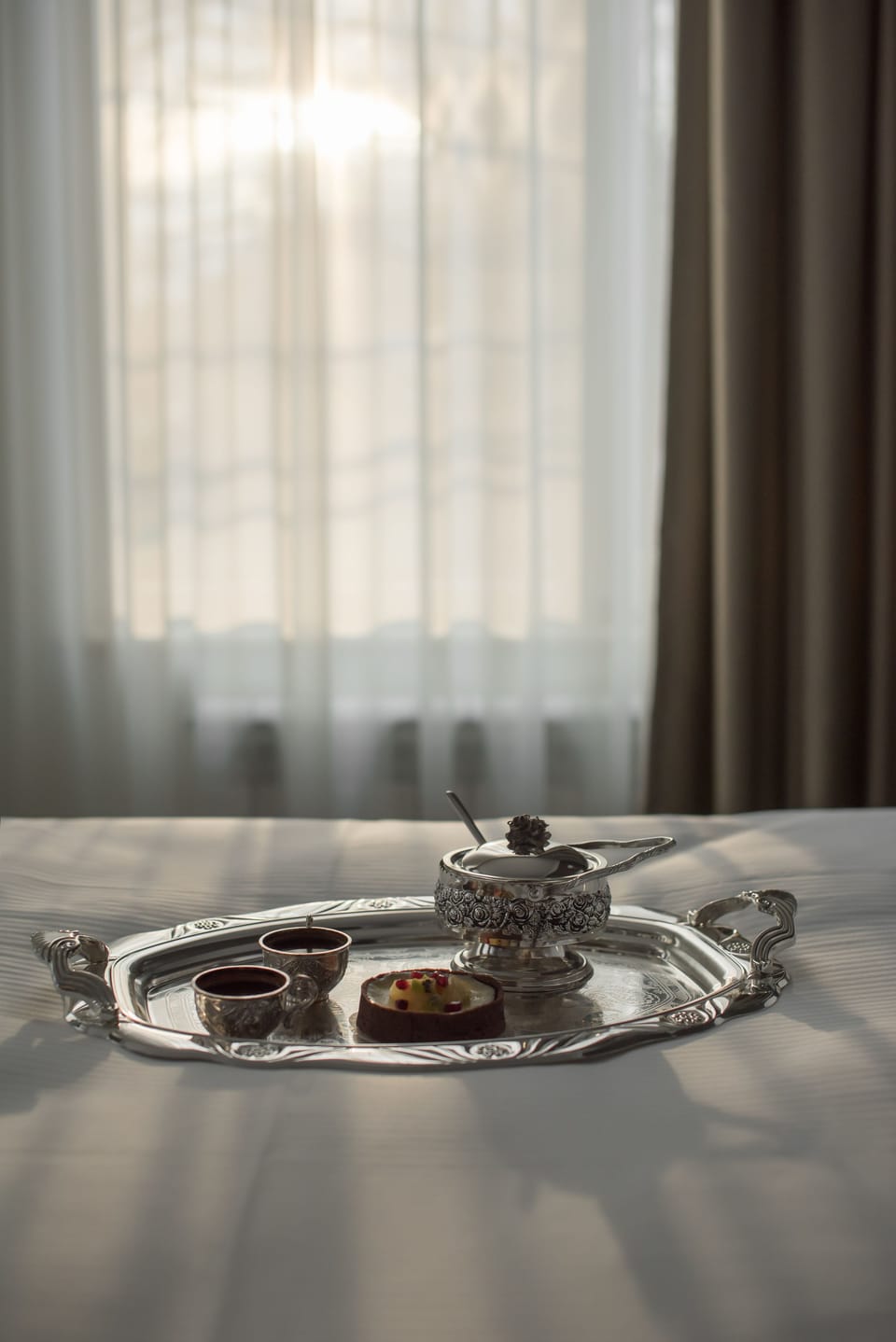Deluxe Room, 1 King Bed | Minibar, in-room safe, soundproofing, free WiFi