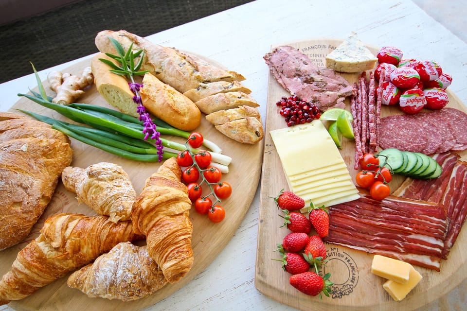 Free daily breakfast