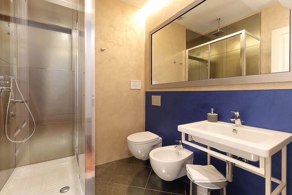 Triple Room, Stair Access Only | Bathroom | Shower, free toiletries, hair dryer, bidet