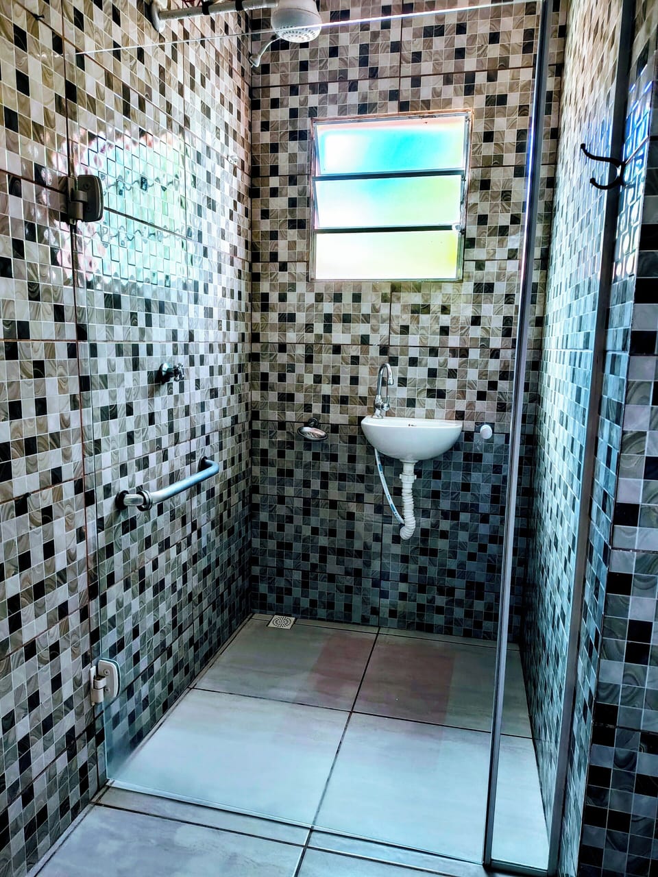 Economic Opala Room, ground floor | Bathroom | Shower, towels, shampoo