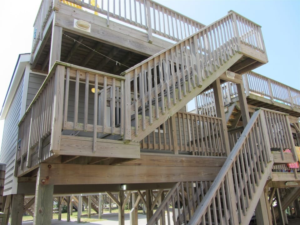 Studio | Exterior