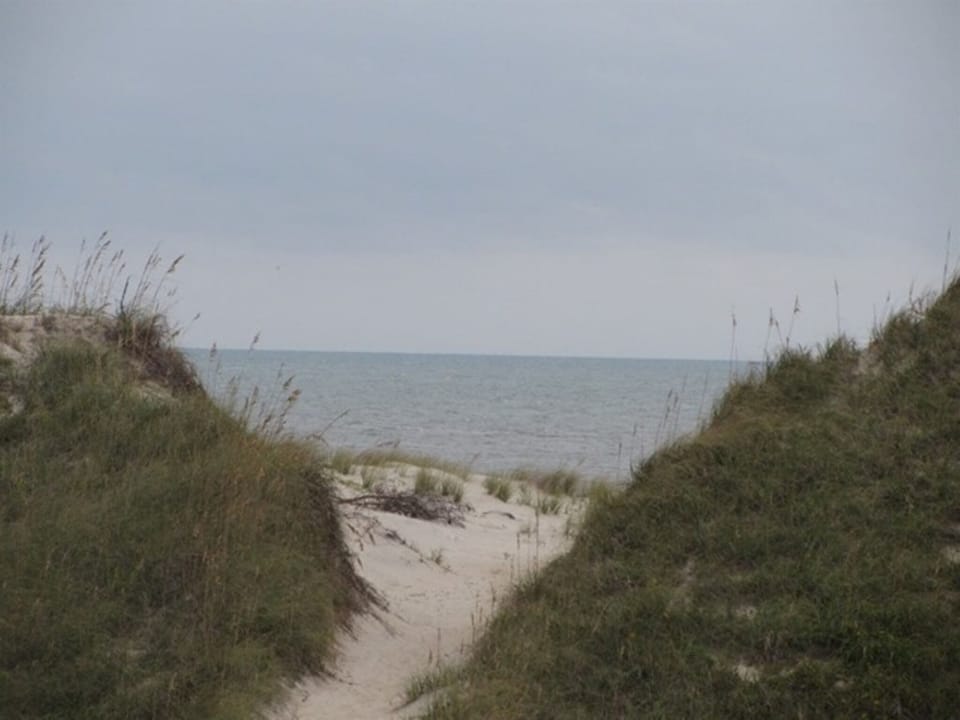 Two By The Sea-b 2 Bedroom Cottage by RedAwning House in Avon