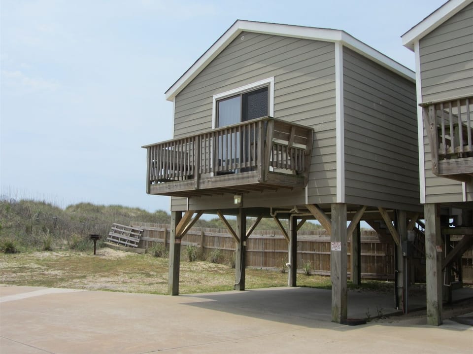 Studio | Exterior