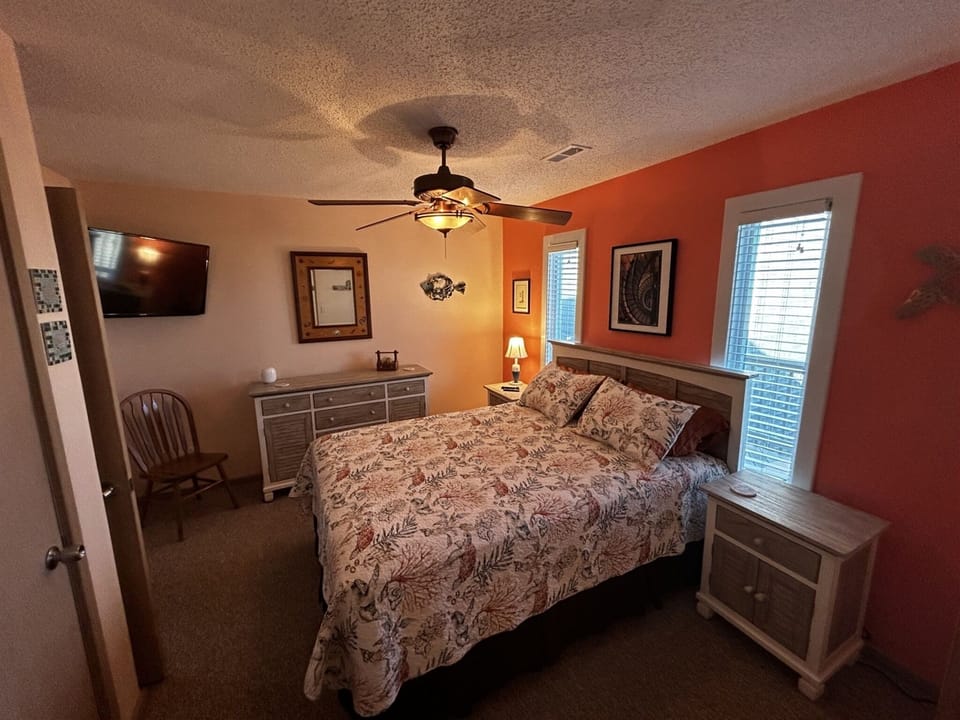 Condo, 1 Bedroom | 1 bedroom, free WiFi