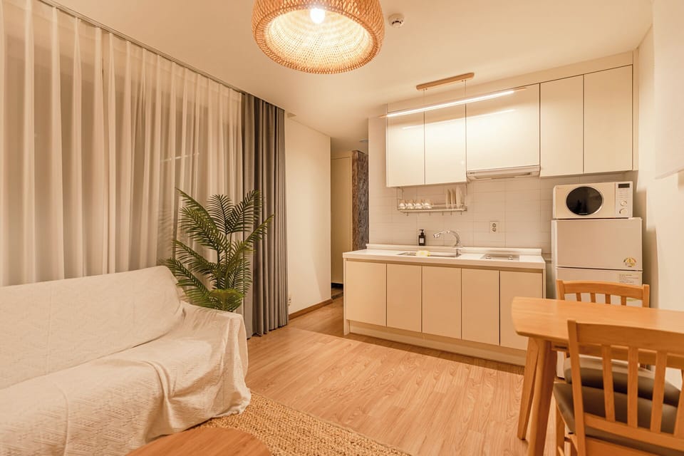 Family House (25py Largo or Adagio) | Private kitchen | Fridge, microwave, electric kettle, rice cooker