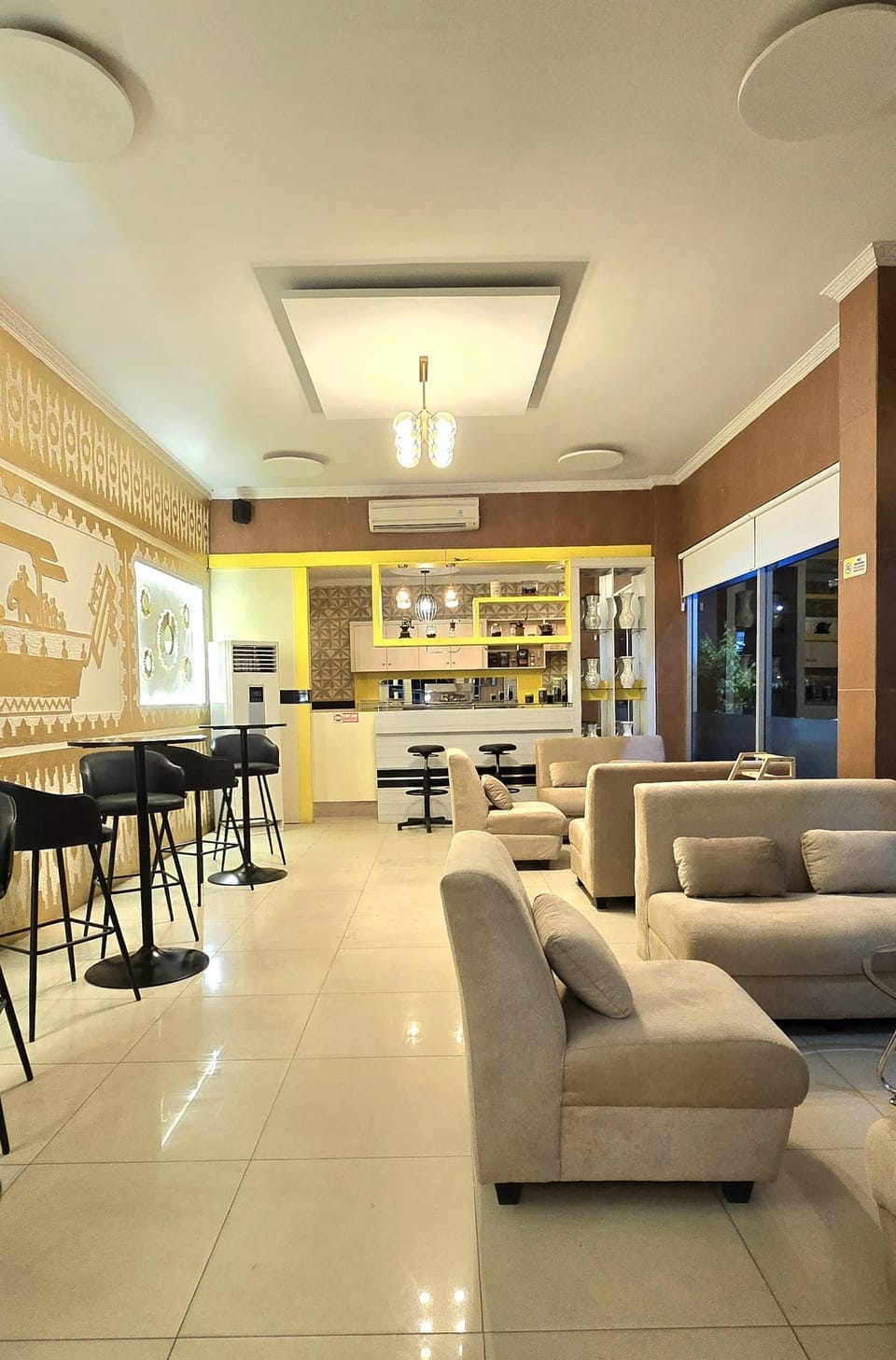 Cafe